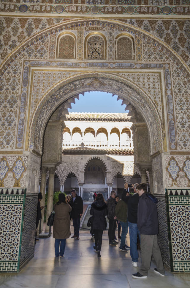 Sevilla 084 - Real Álcazar - Palacio del Rey Don Pedro - Salón de Embajadores.jpg